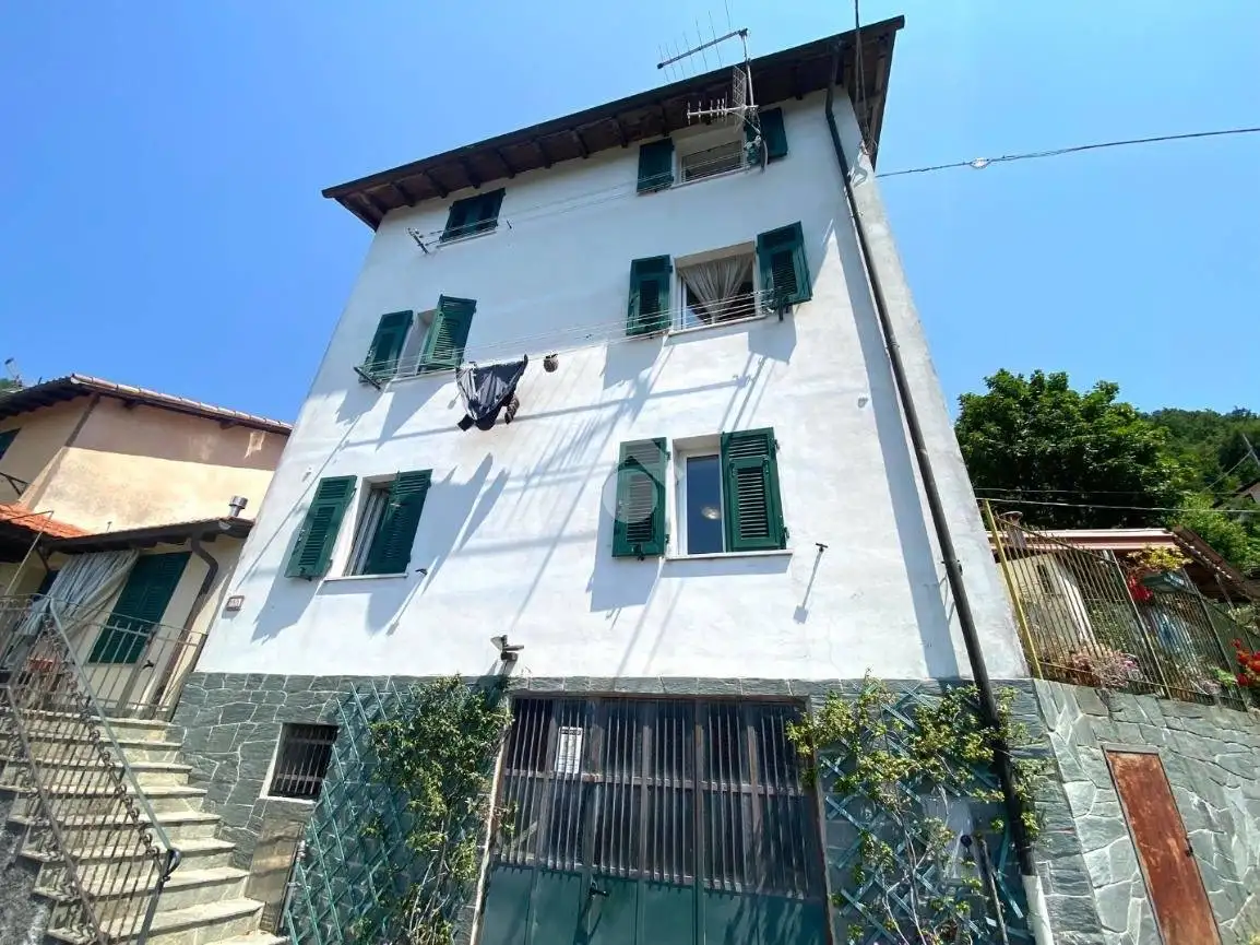 Casa indipendente in vendita a Davagna