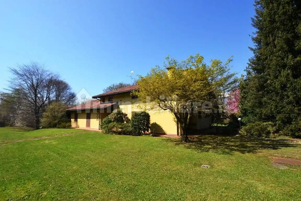 Villa in vendita a Biella