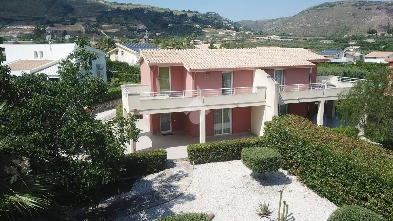 Villa in vendita a Castellammare del Golfo