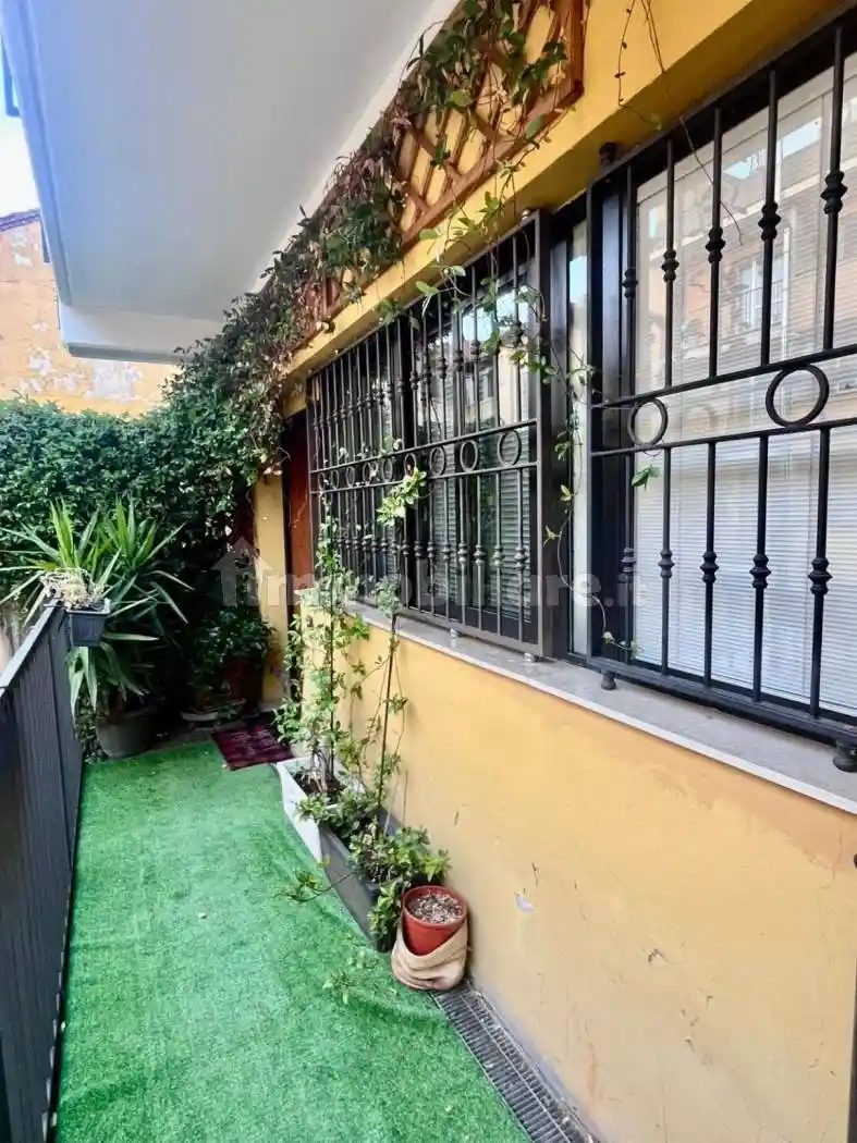 Trilocale via Giulio Belinzaghi 15/a, Farini, Milano - foto 3