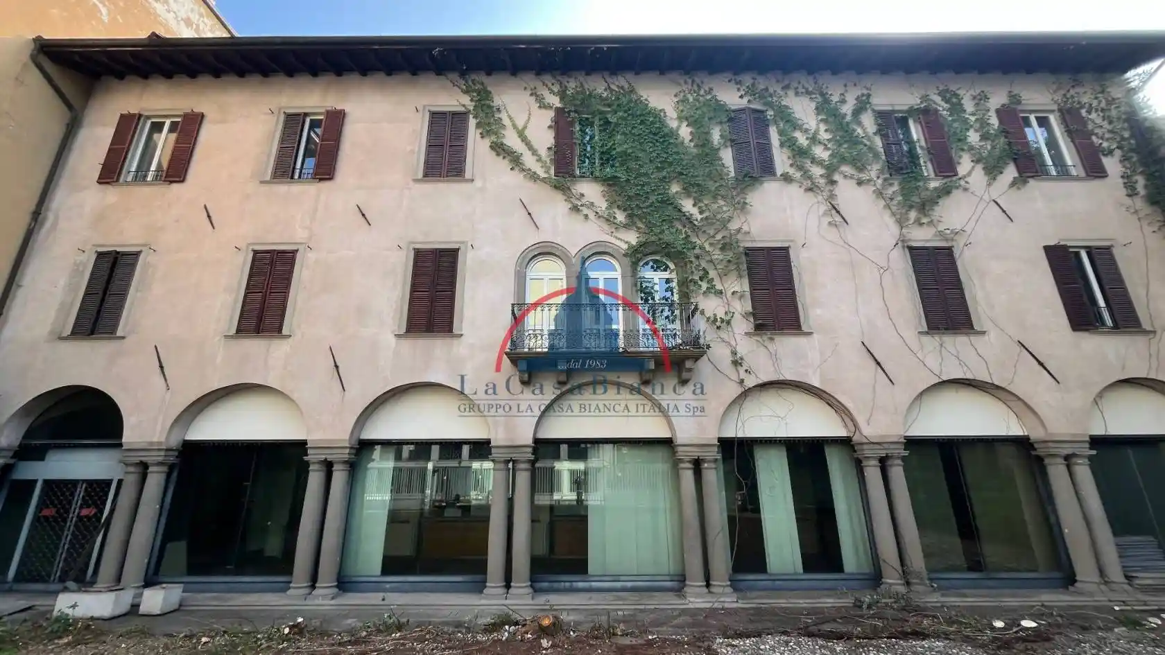 Palazzo - Edificio in vendita a Bergamo