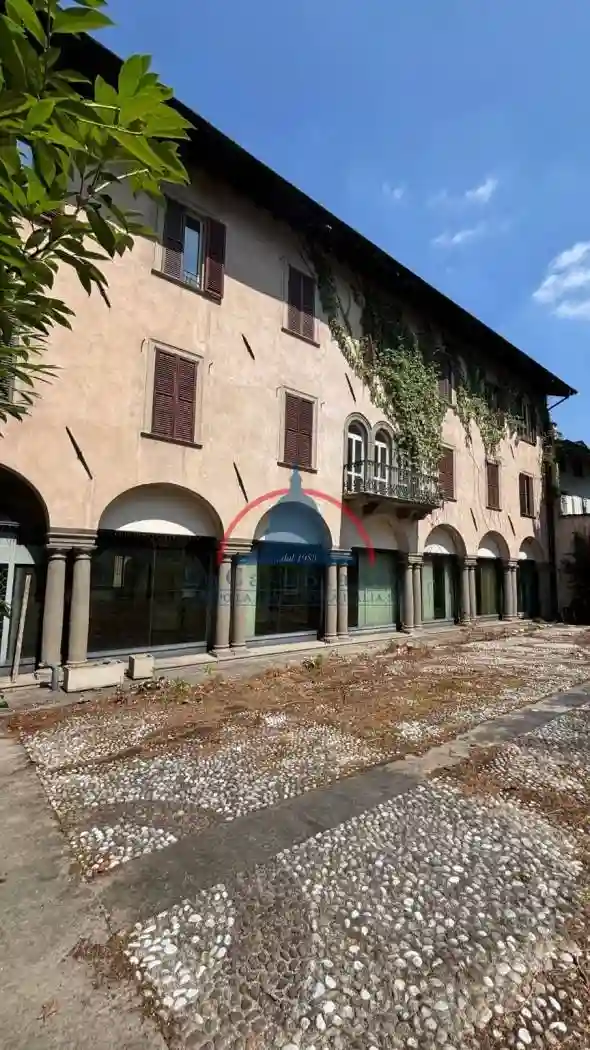 Palazzo - Edificio - foto 2