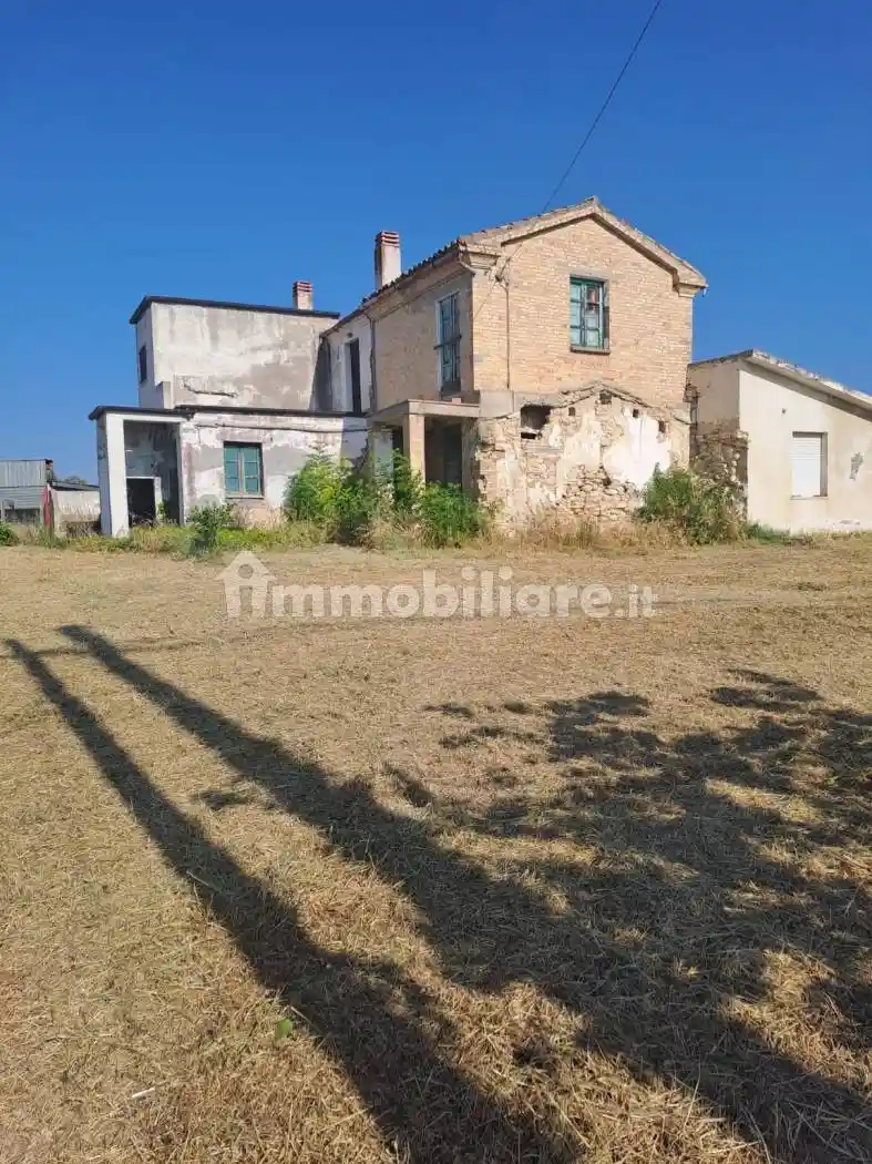 Rustico - Casale in vendita a Città Sant'Angelo
