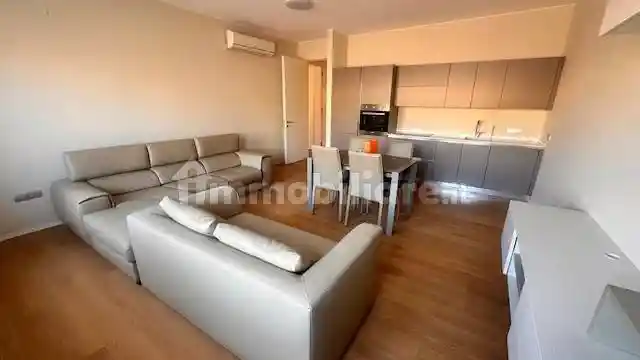 Appartamento in affitto a Modena