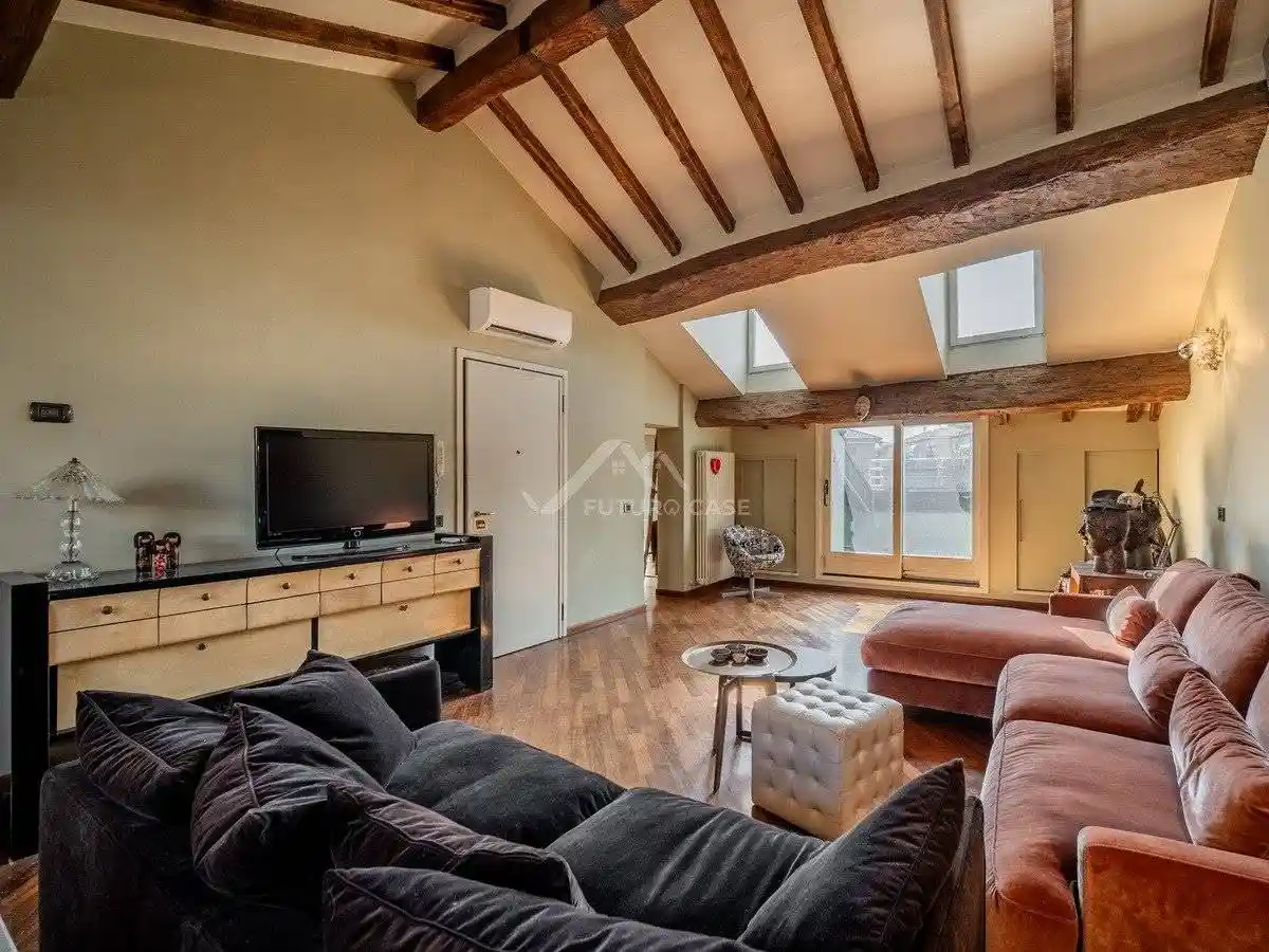 Attico - Mansarda in vendita a Reggio Emilia