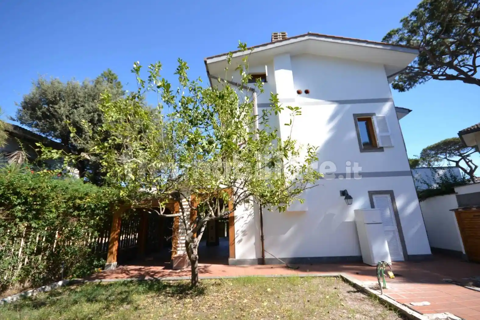 Villa in vendita a Fiumicino