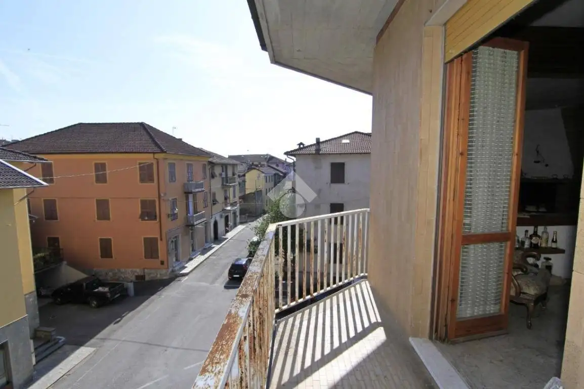 Quadrilocale piazza Repubblica 10, Centro, Bosio - foto 4