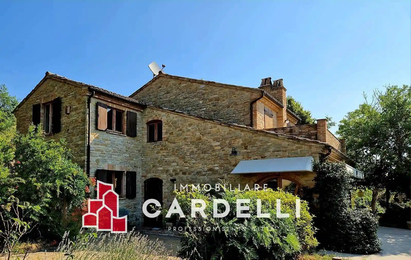 Casa indipendente in vendita a Monte Rinaldo