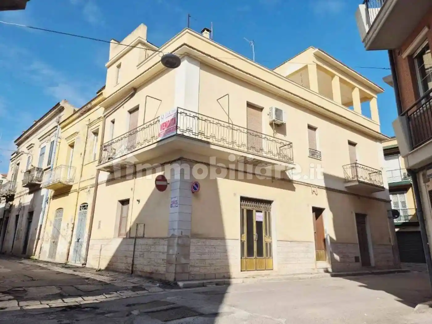 Palazzo - Edificio in vendita a San Severo