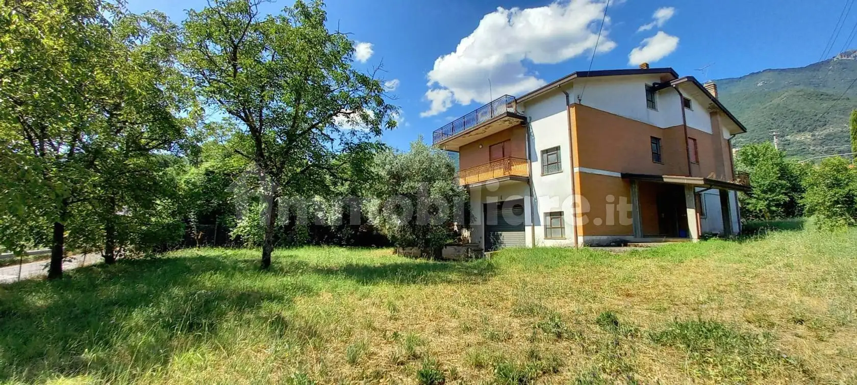 Villa in vendita a Morolo