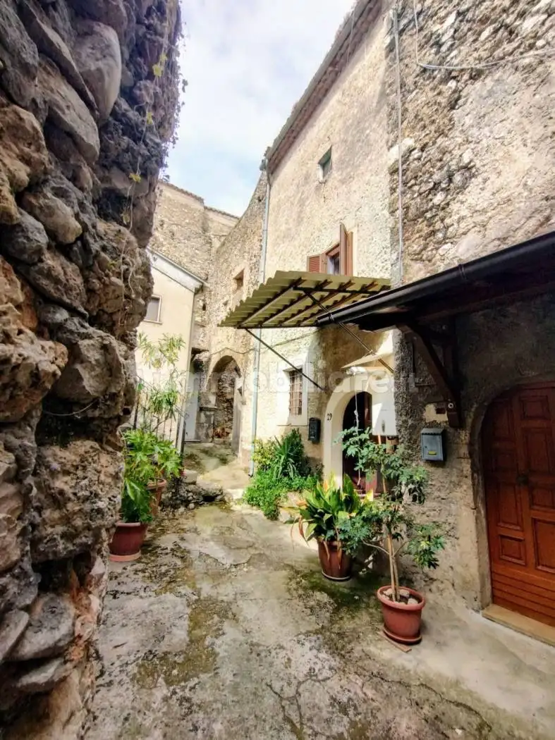 Terratetto unifamiliare via Capo del Colle, Colle San Magno - foto 2