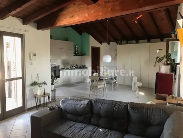 Appartamento in vendita a Orio Litta