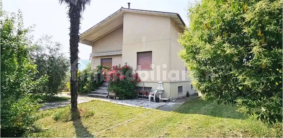 Villa in vendita a Gavardo