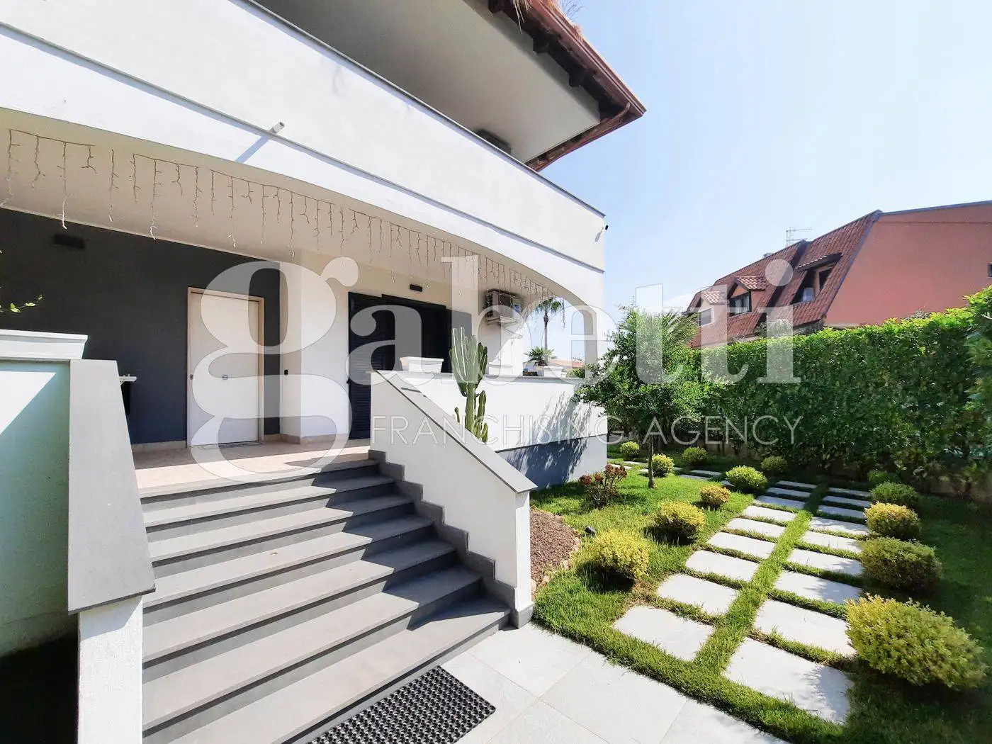 Villa in vendita a Giugliano in Campania