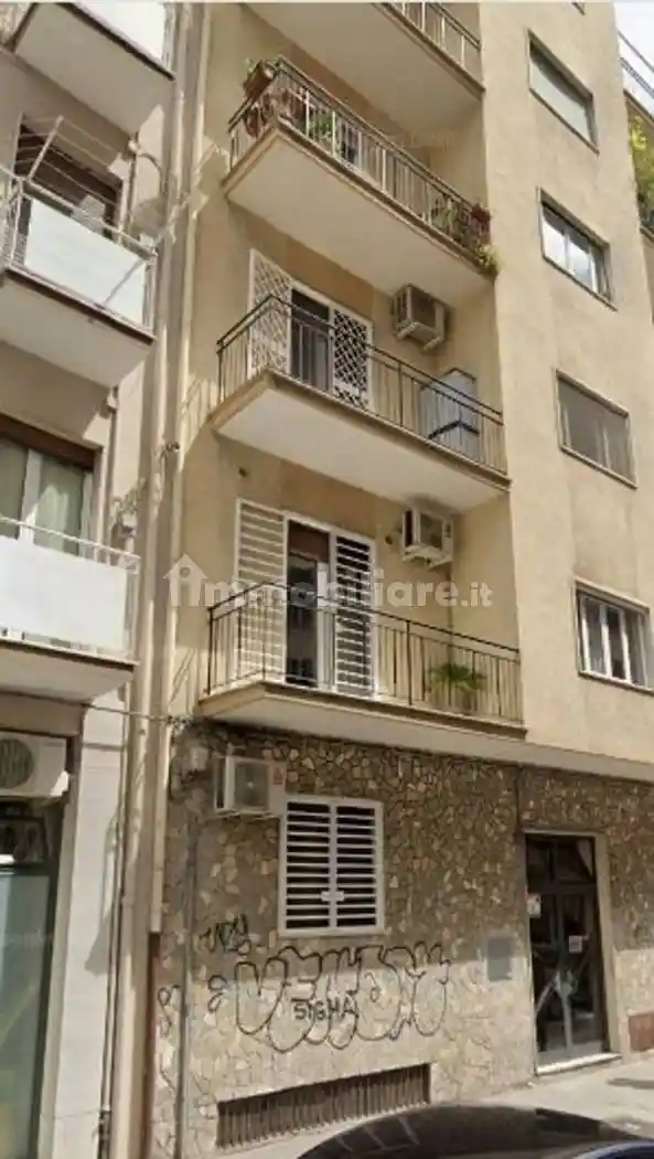 Appartamento in vendita a Bari