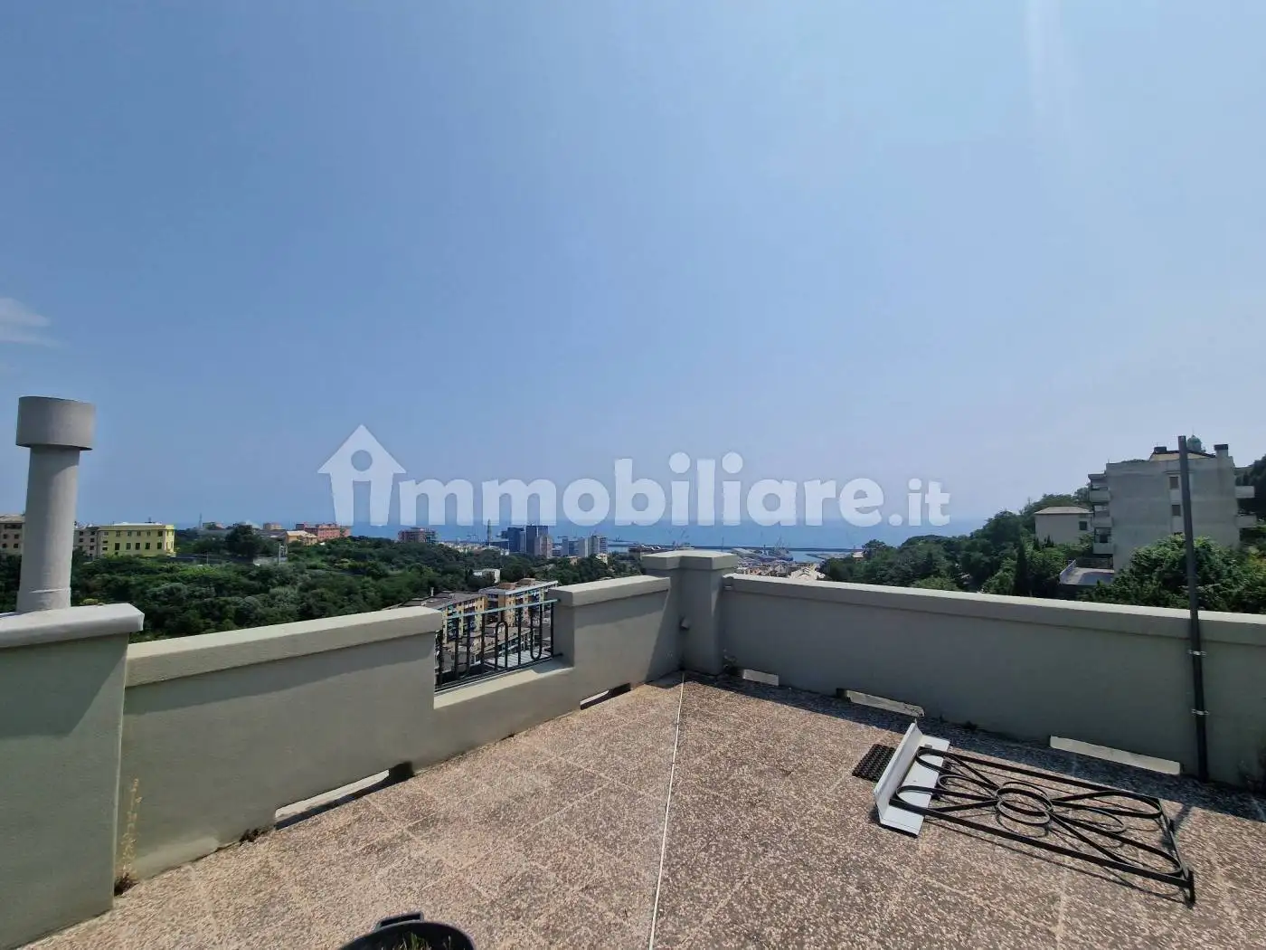 Appartamento in vendita a Genova