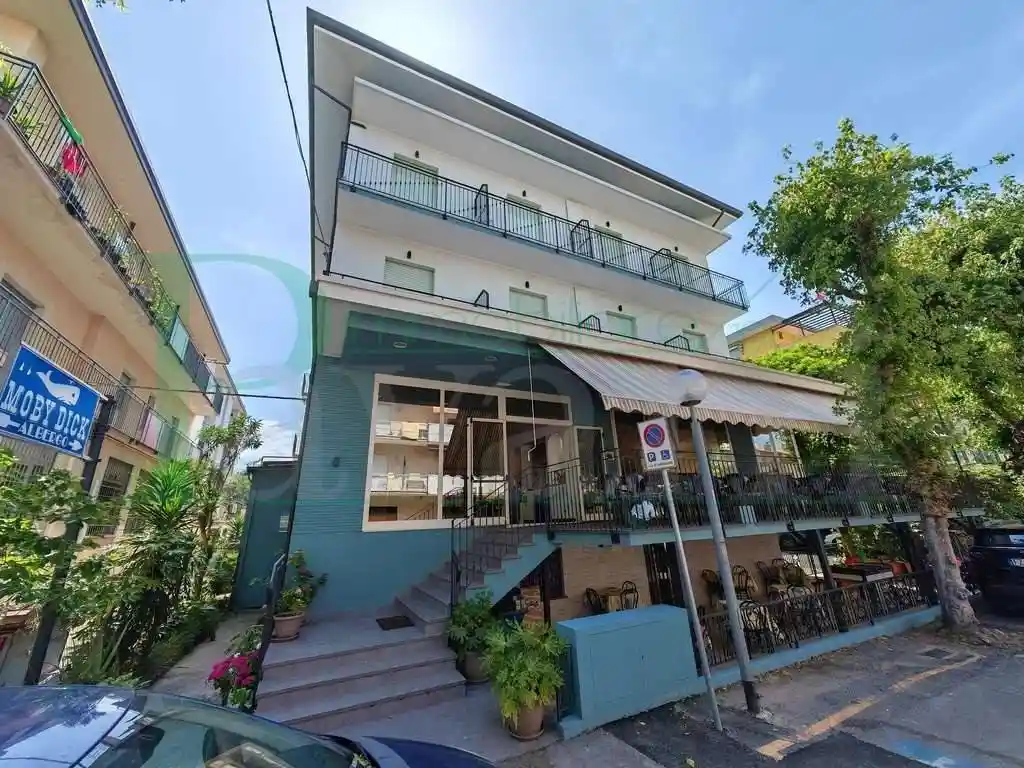 Palazzo - Edificio in vendita a Rimini