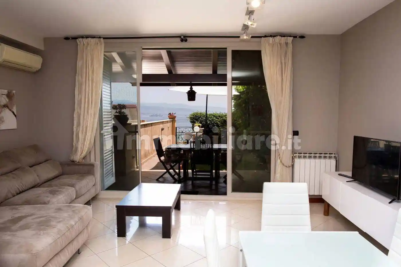 Trilocale Strada Panoramica dello Stretto , 2972, Villaggio Pace, Messina - foto 5