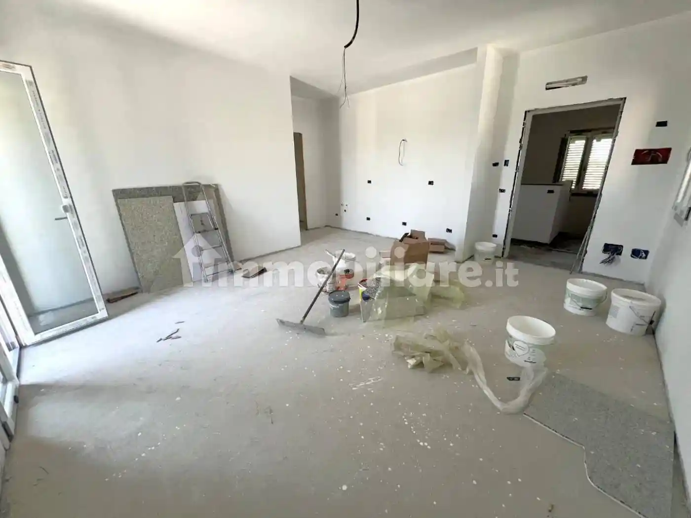 Appartamento in vendita a Cascina