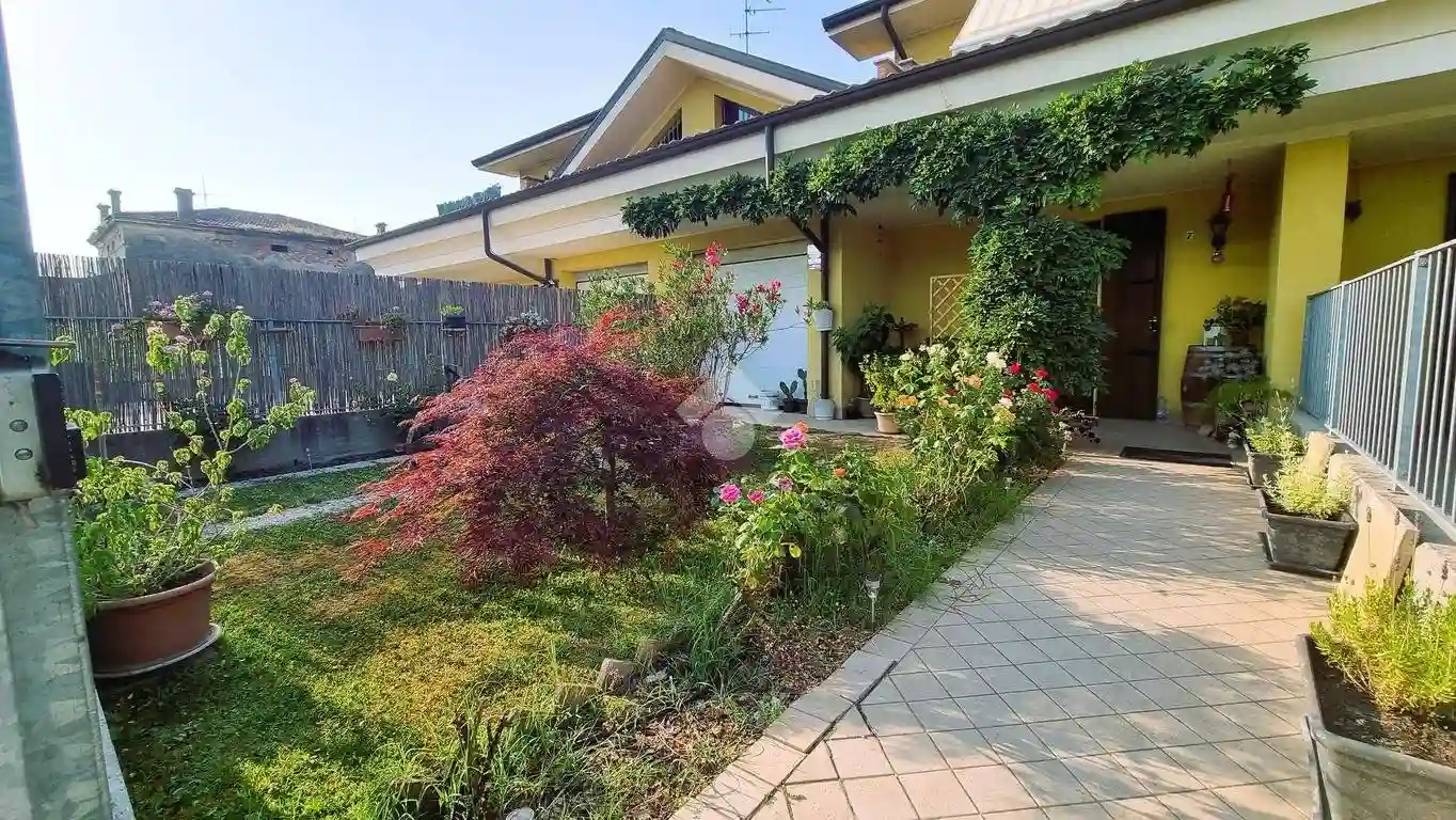 Villetta a schiera - foto 2