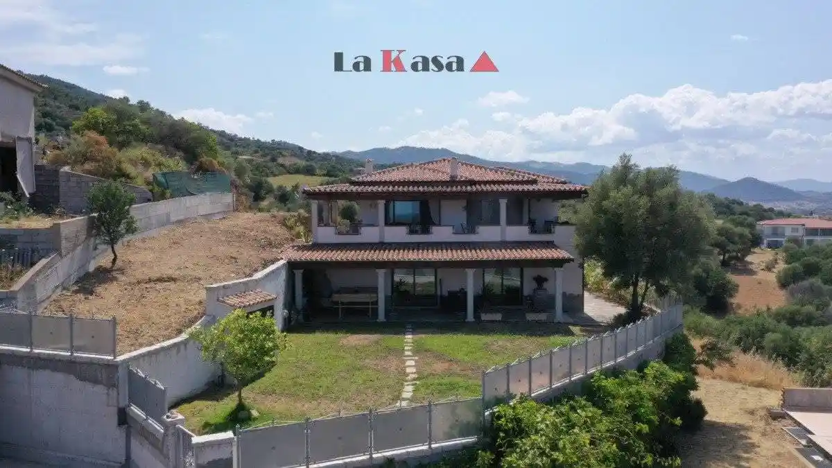 Villa bifamiliare, ottimo stato, 160 m², Centro, Torpè - foto 3