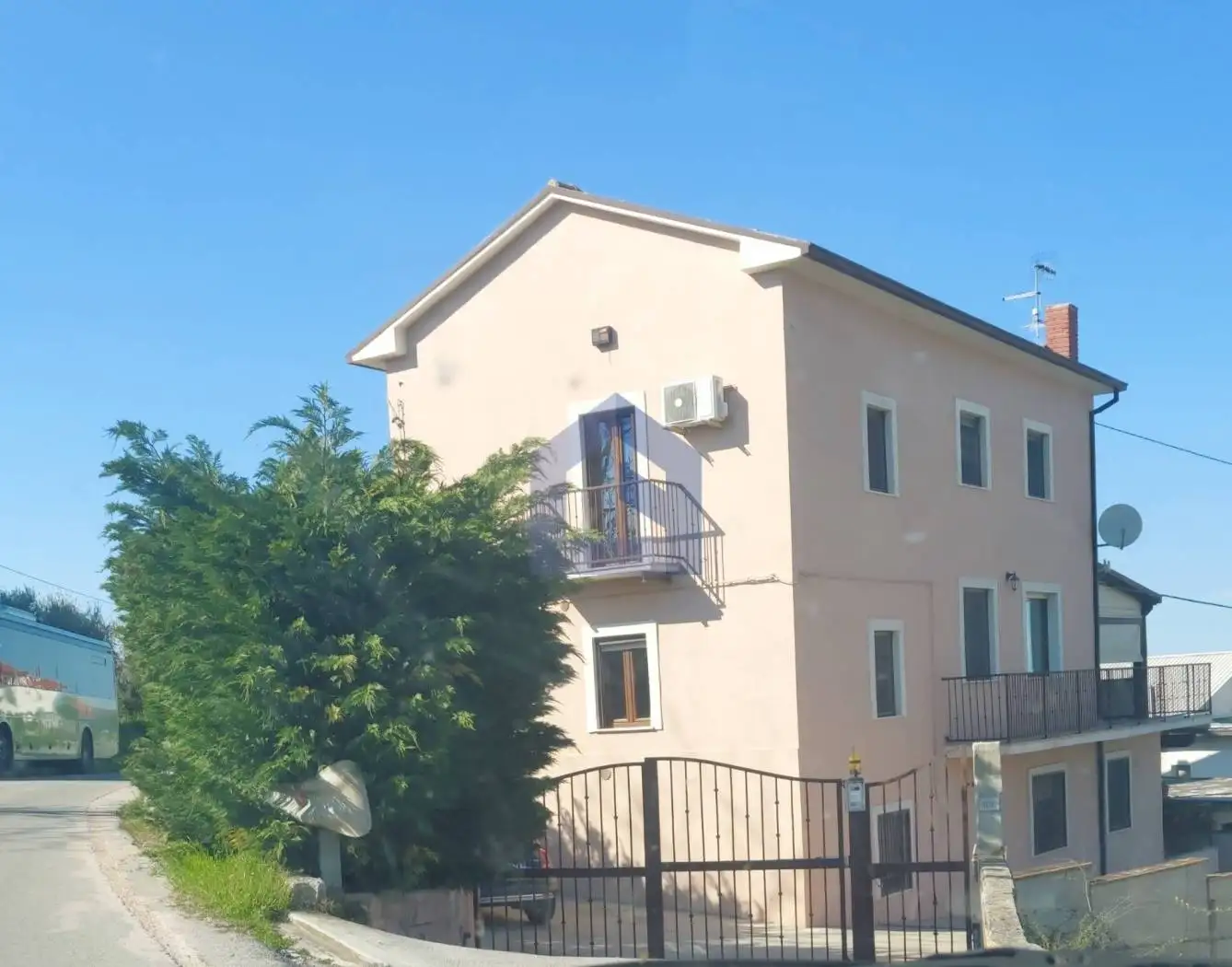 Villa in vendita a Castel Frentano