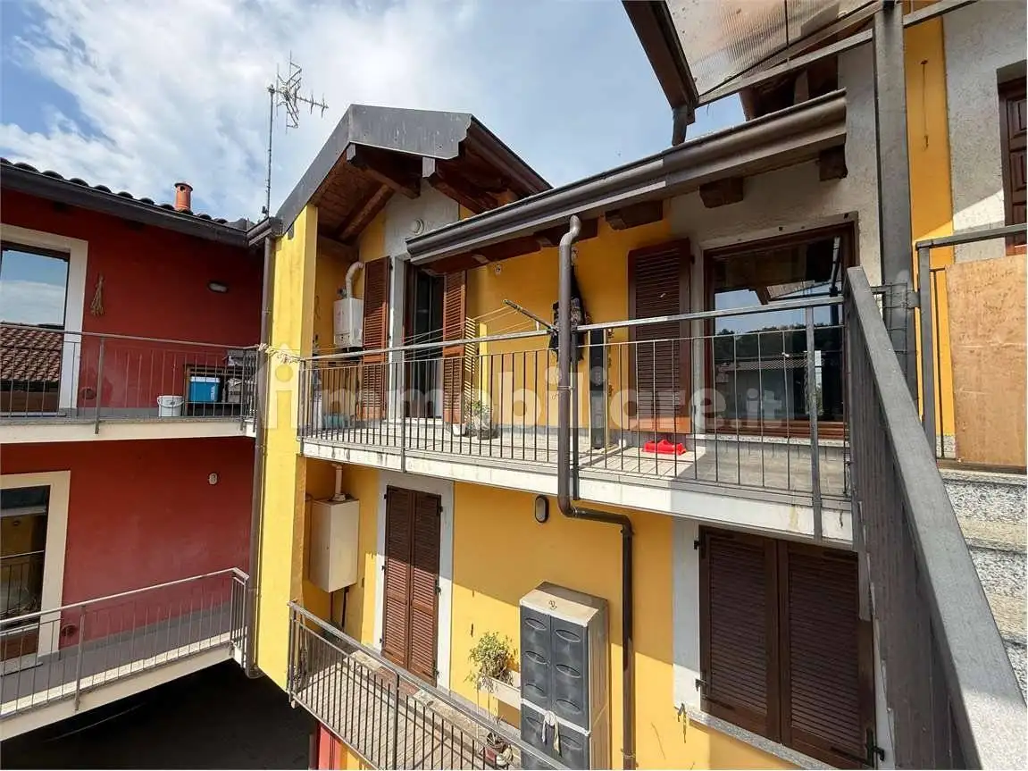 Mansarda via Asilo, 11, Cavaglio d'Agogna - foto 2