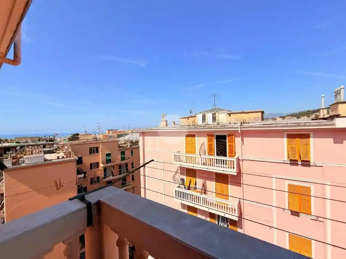 Appartamento in vendita a Genova