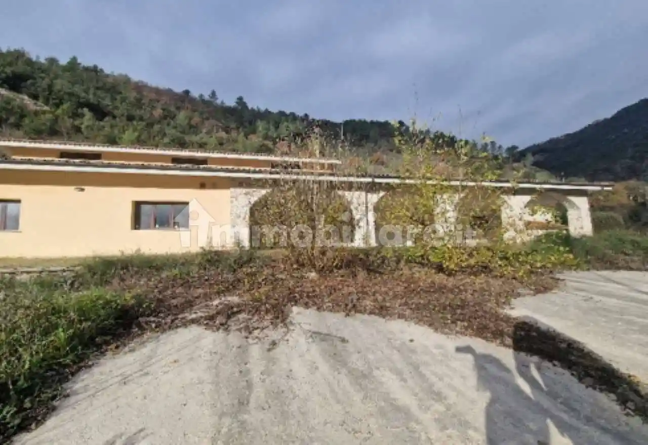 Palazzo - Edificio in Vendita - foto 2