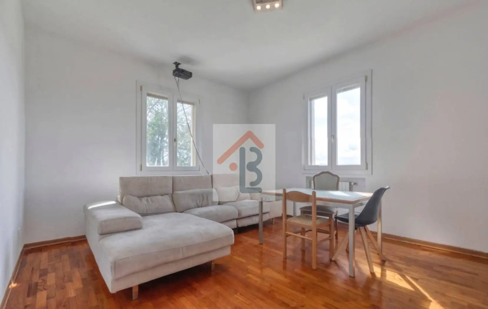 Villa in vendita a Imola