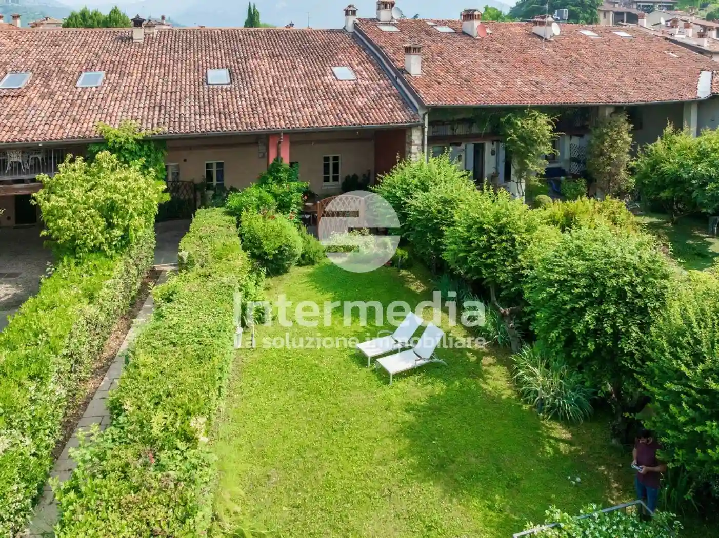 Villetta a schiera - foto 2