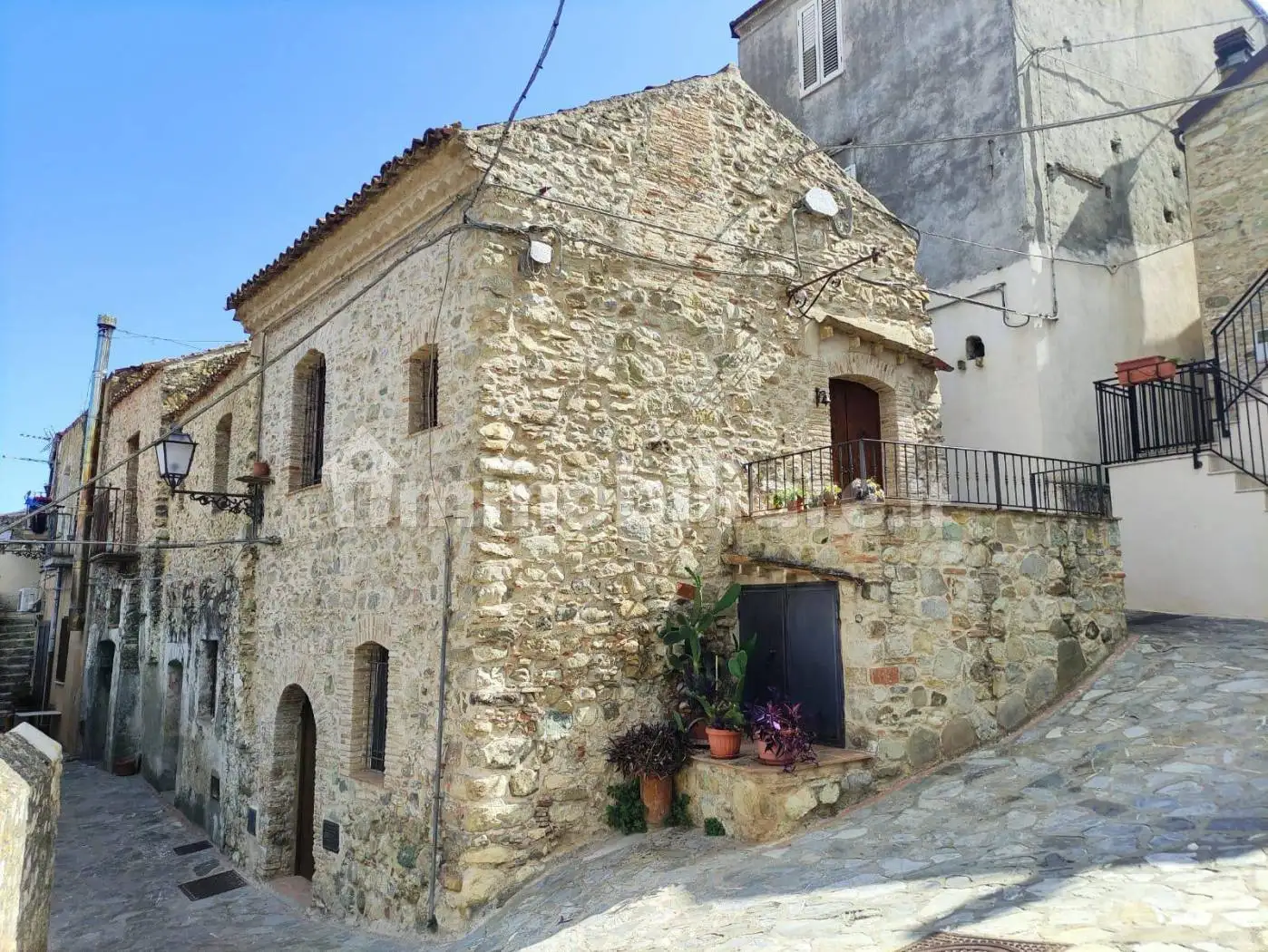 Appartamento in vendita a Rocca Imperiale