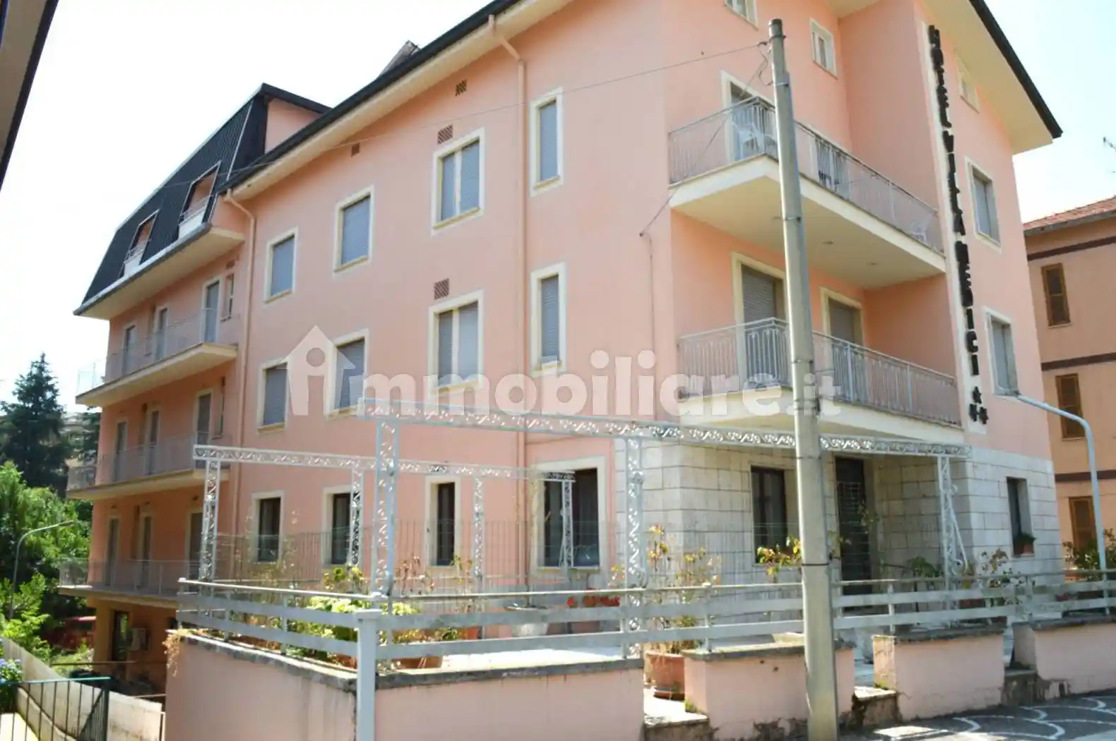 Palazzo - Edificio in vendita a Fiuggi