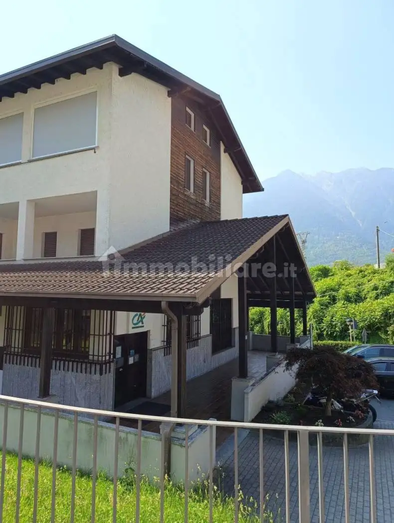 Trilocale via Adua 177, Centro, Berbenno di Valtellina - foto 4