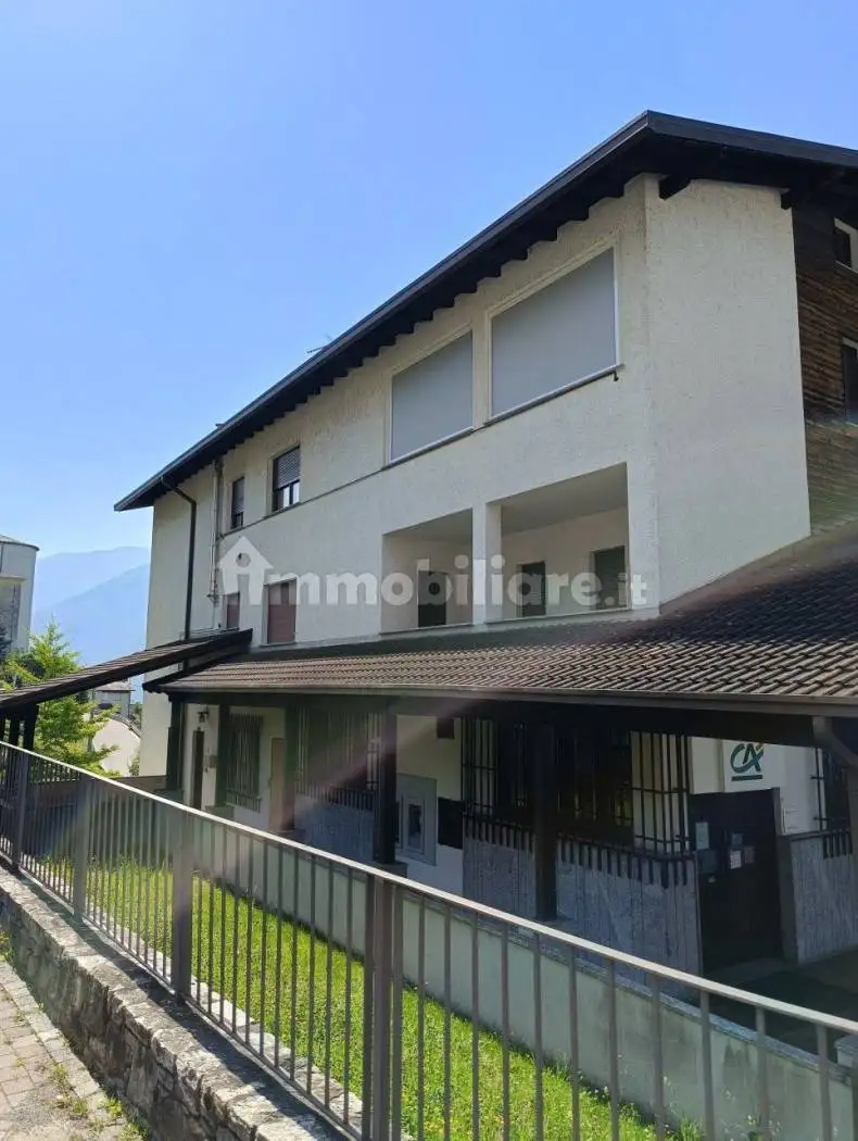 Trilocale via Adua 177, Centro, Berbenno di Valtellina - foto 5