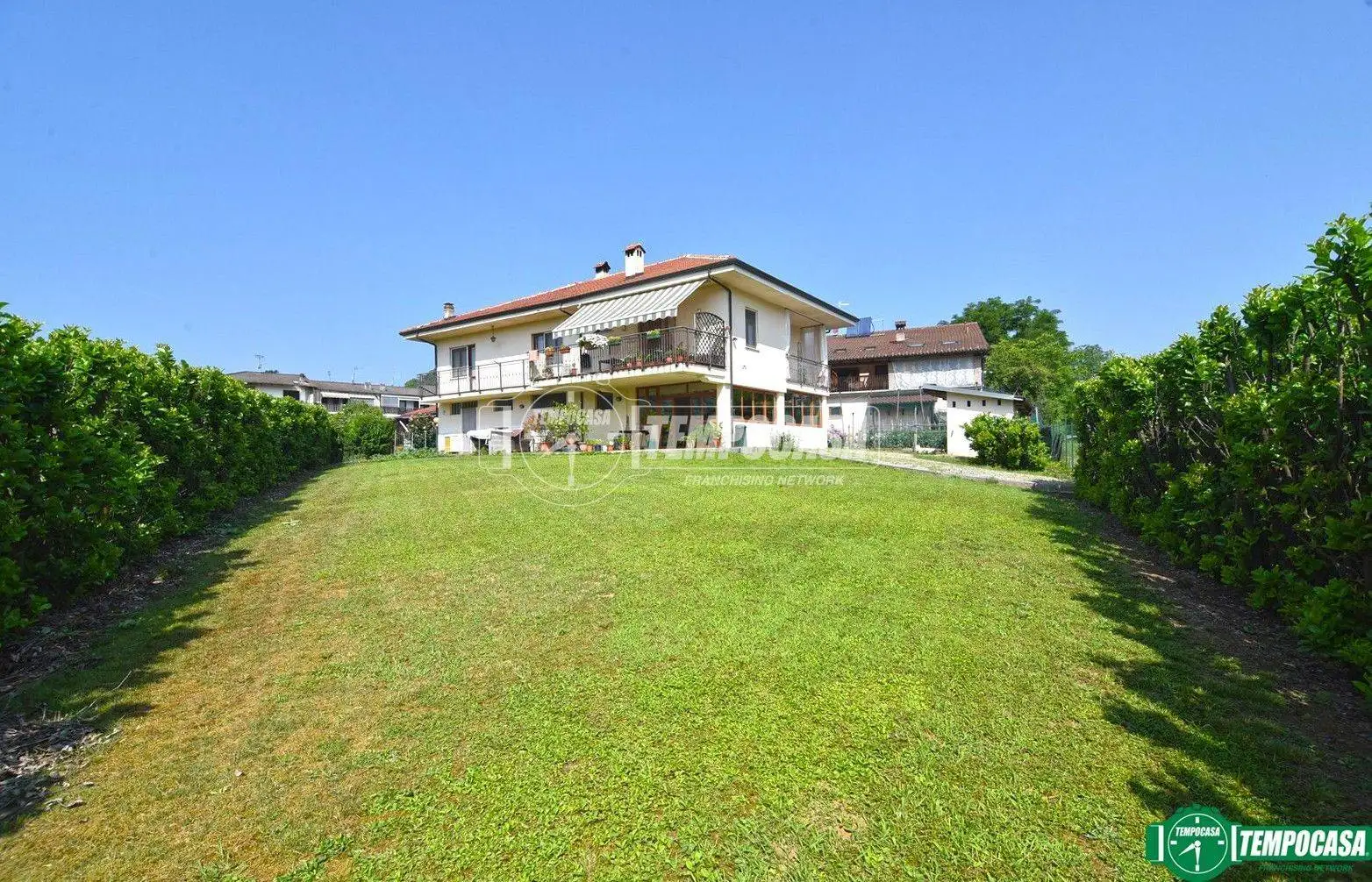 Casa indipendente in vendita a Front