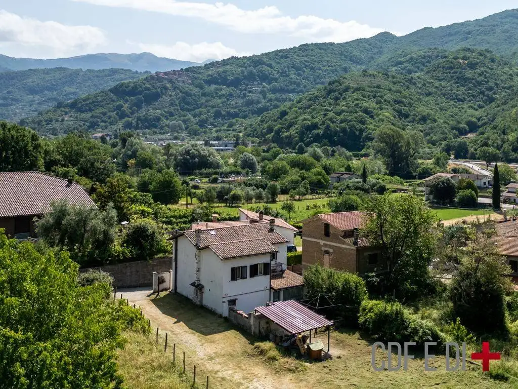 Villa in vendita a Castel Sant'Angelo