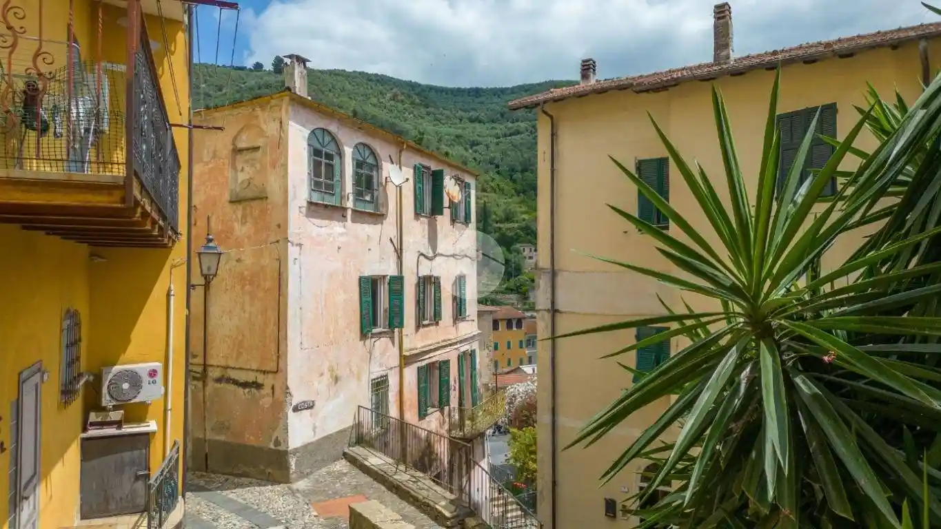 Casa indipendente in vendita a Dolcedo