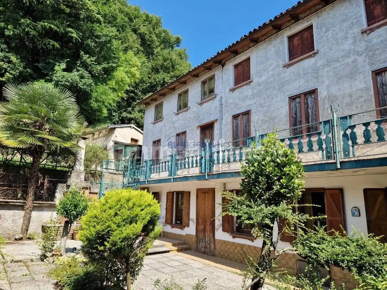 Villa in vendita a Piovene Rocchette