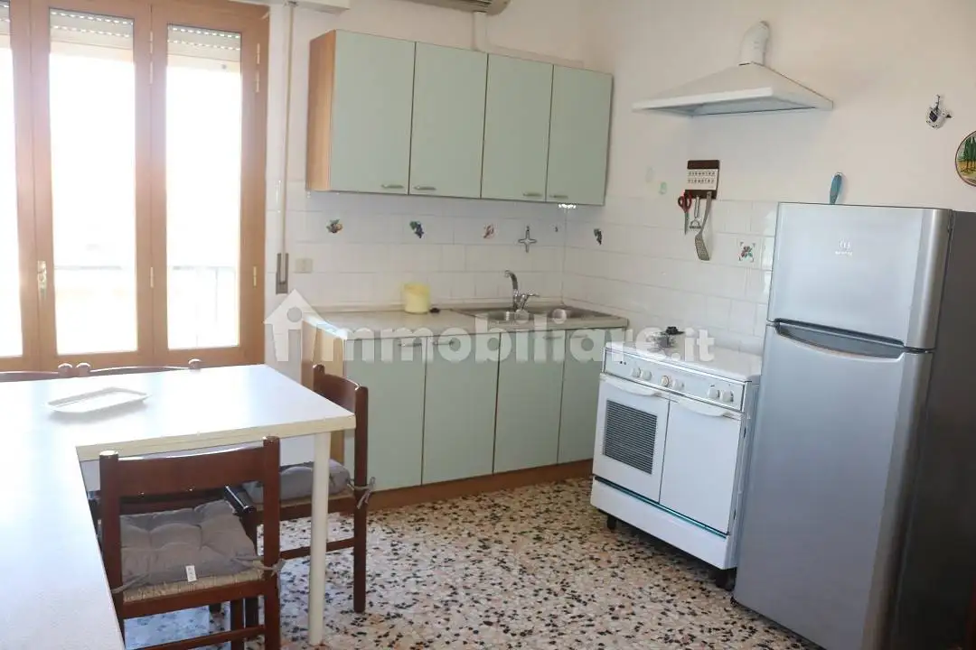 Bilocale via Raffaele Rossetti 3, Marina di Cecina, Cecina - foto 2