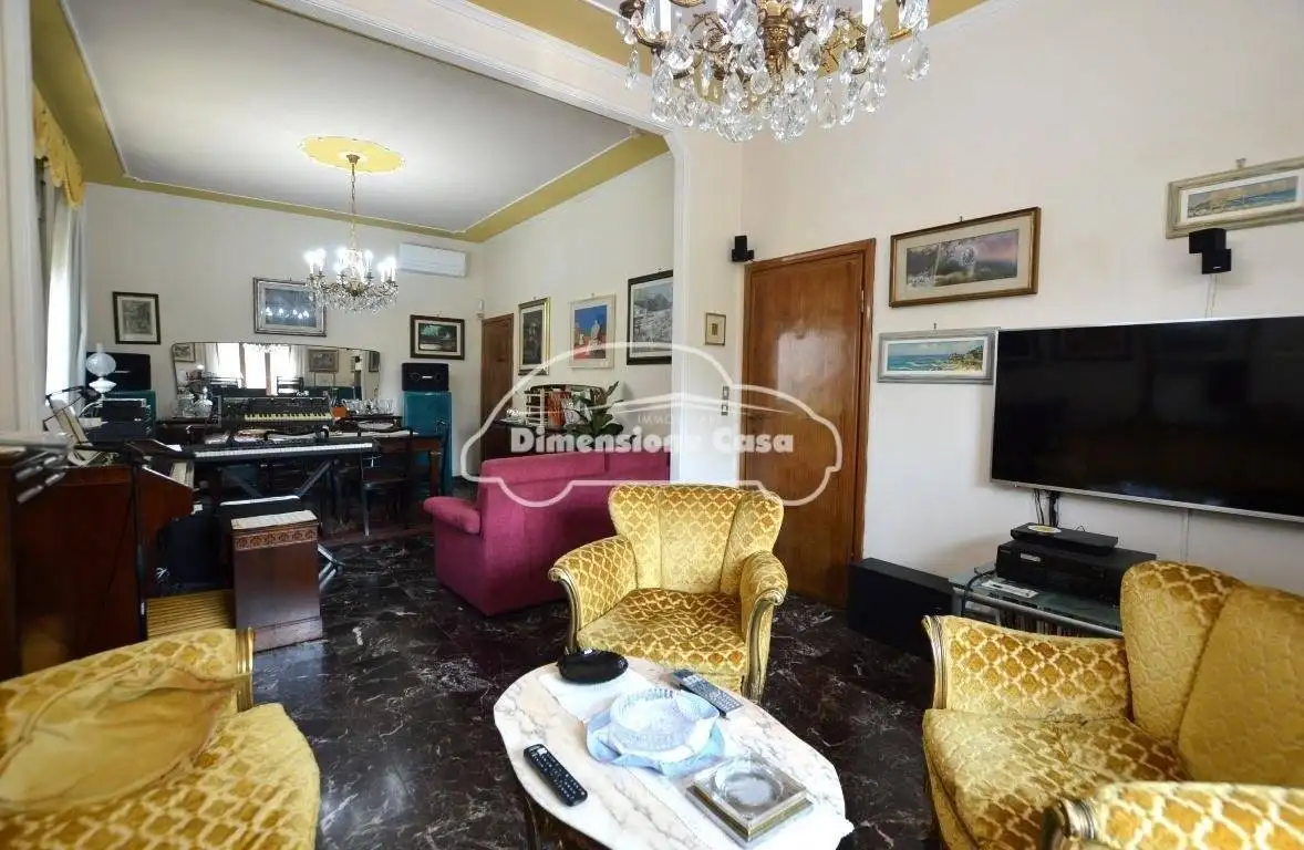 Villa in vendita a Lucca