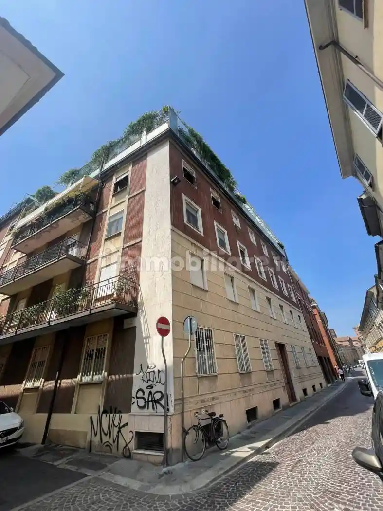 Appartamento in vendita a Piacenza