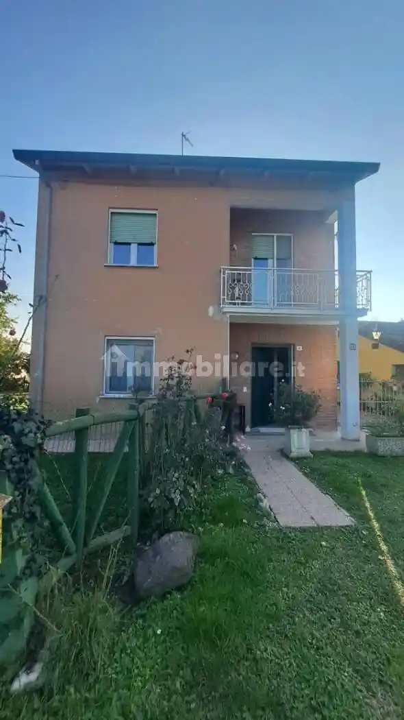 Villa in vendita a Conselice