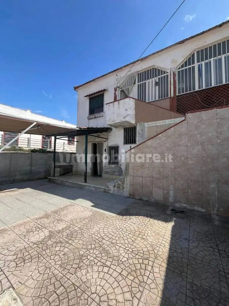 Villa in vendita a Castel Volturno