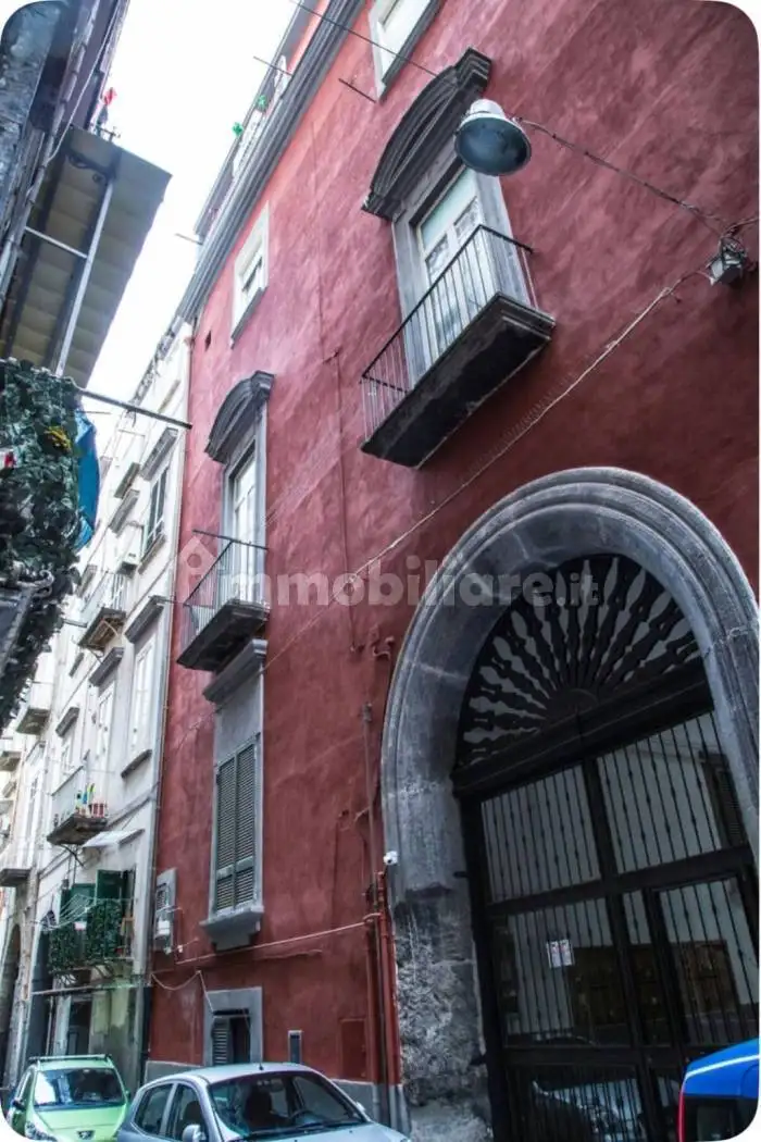 Appartamento in vendita a Napoli