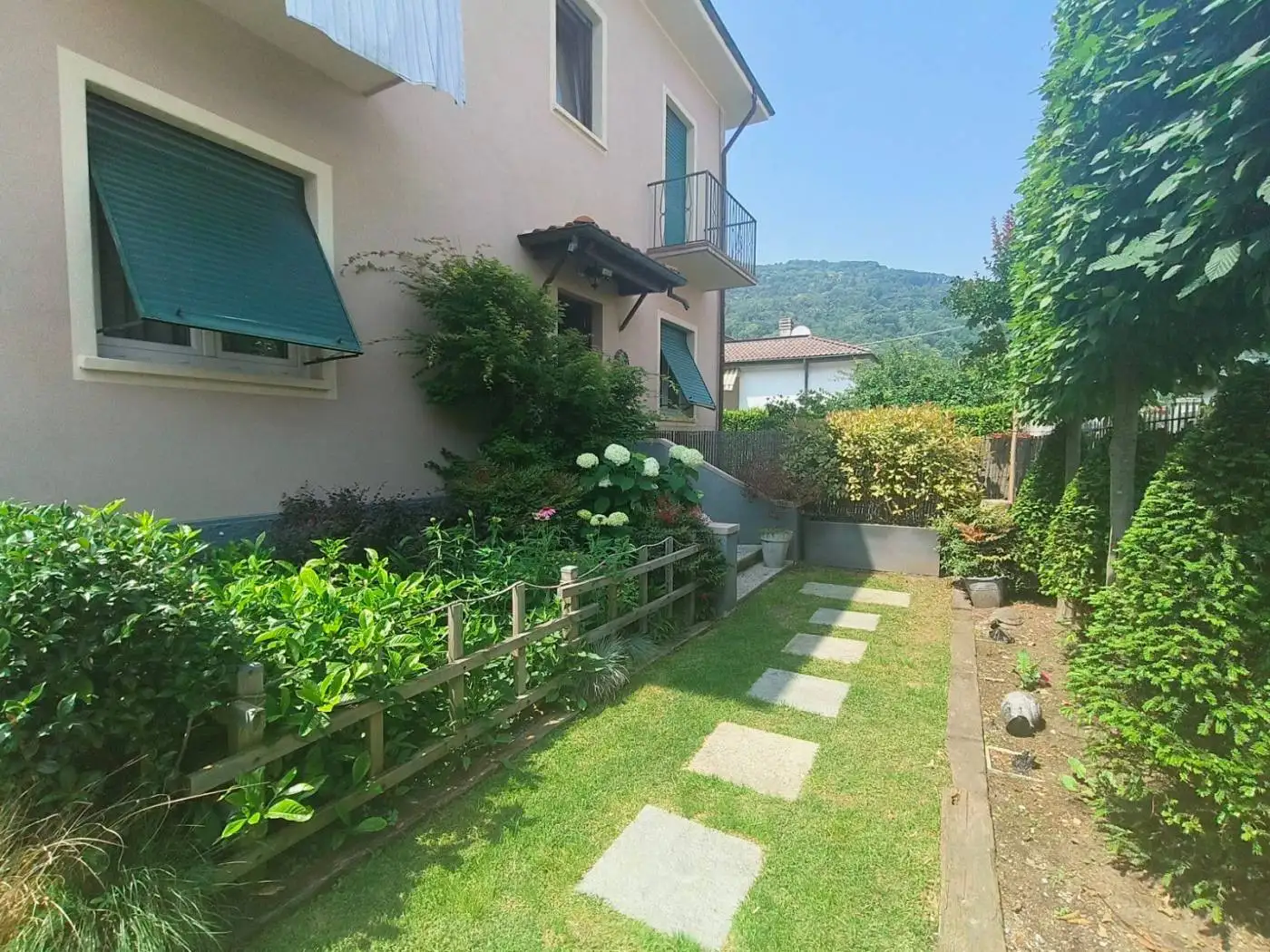 Villa in vendita a Verbania