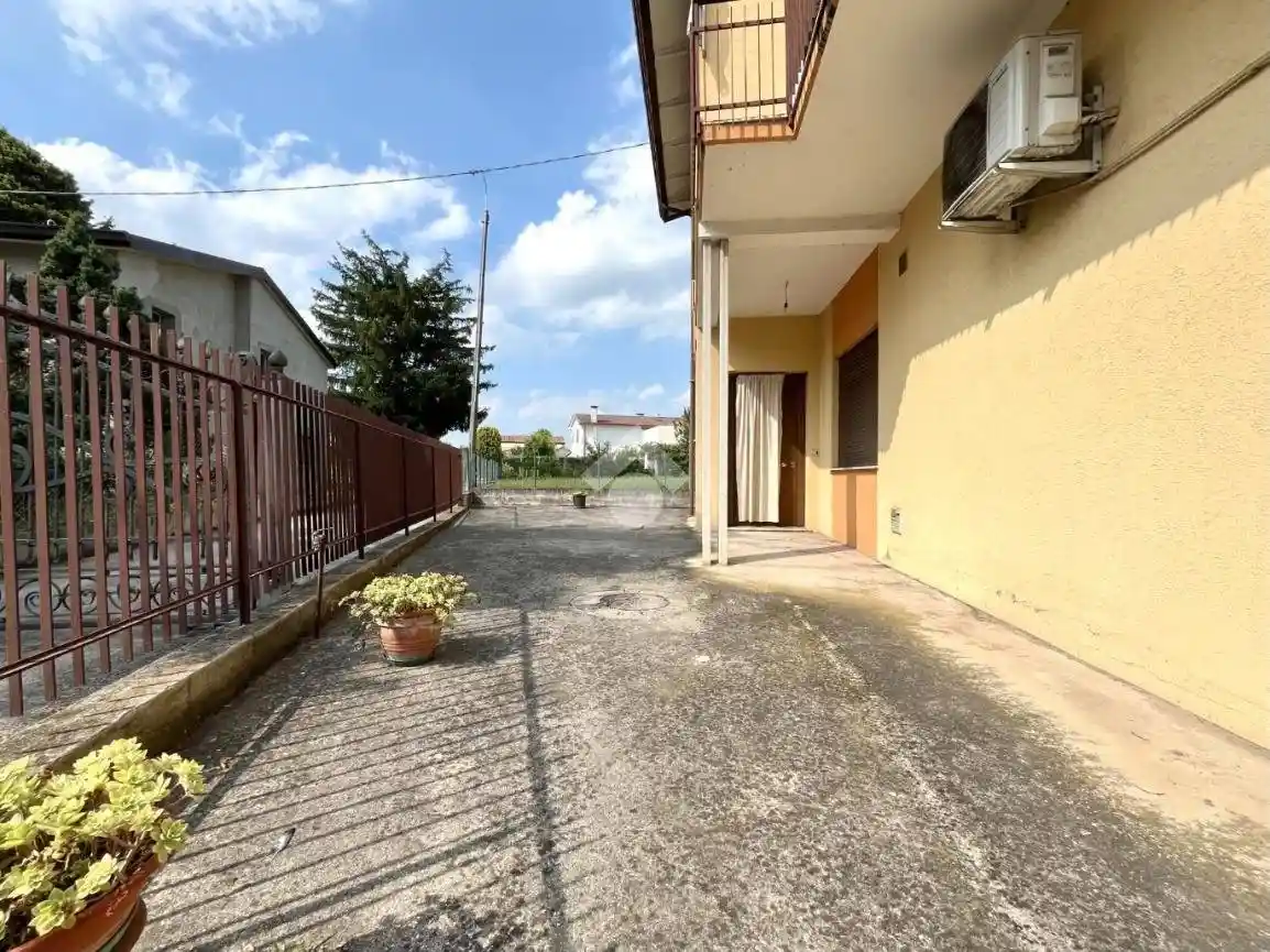 Casa indipendente in vendita a Ponte San Nicolò