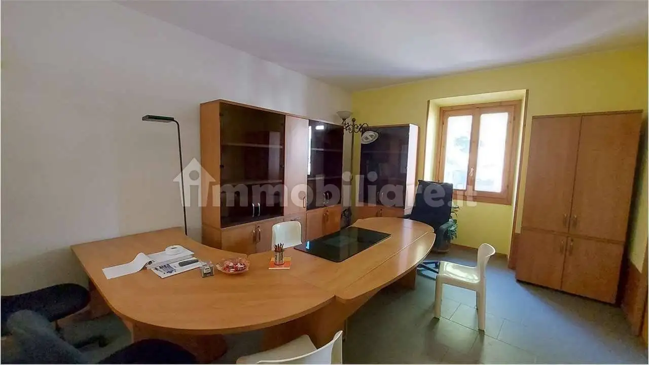 Palazzo - Edificio in Vendita - foto 2