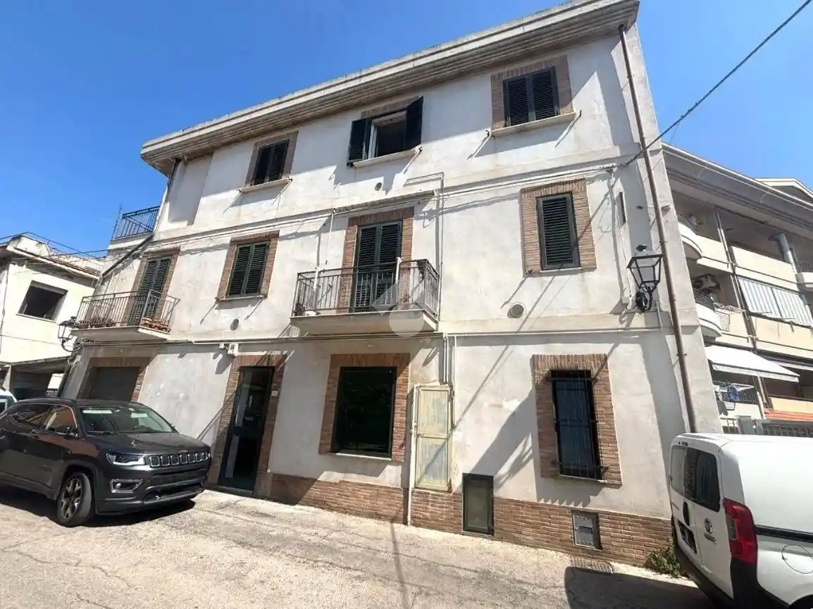 Trilocale via Venezia 34, Centro, San Salvo - foto 2