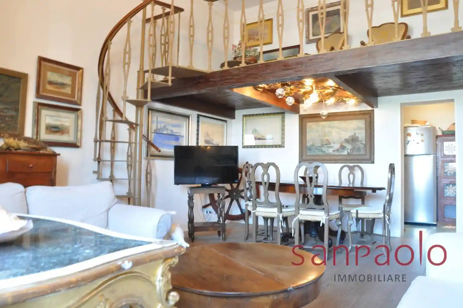 Appartamento in vendita a Viareggio